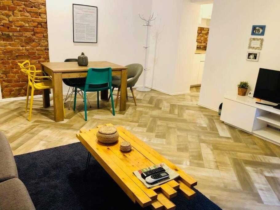 Joy City Stay Libertatii 9Mai 7 Temešvár Exteriér fotografie